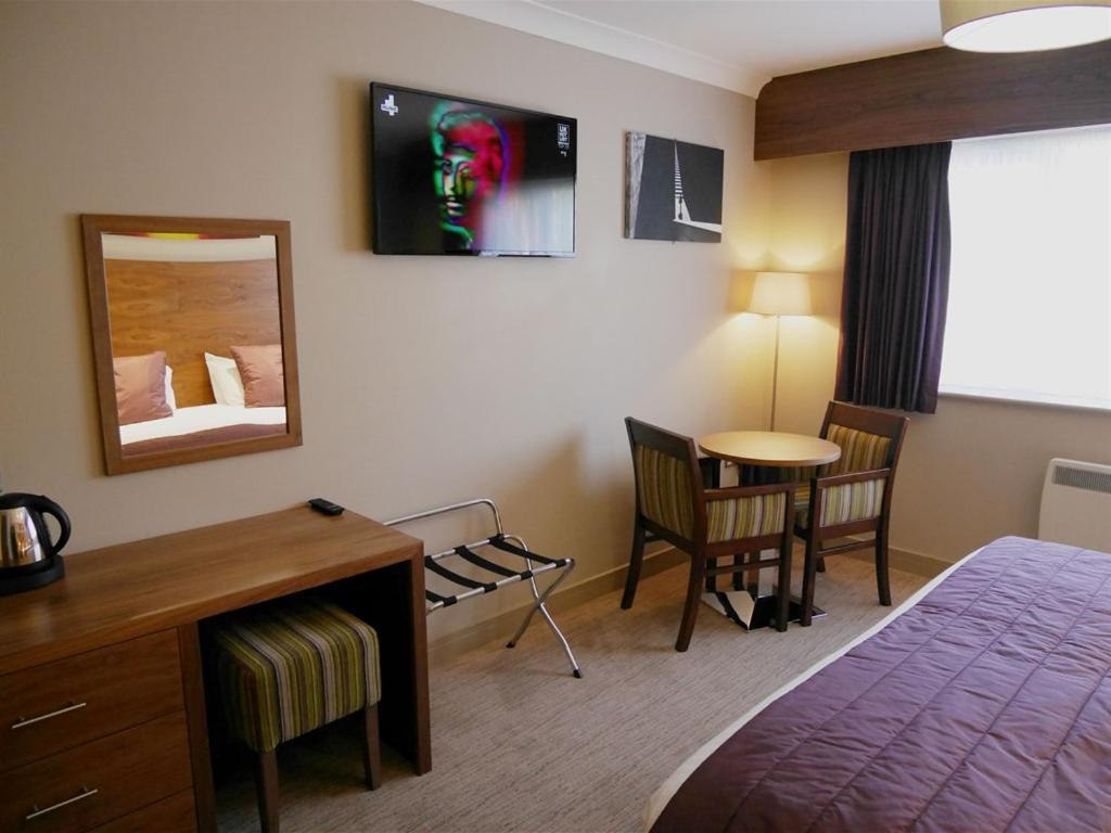 Hotel The White Hart Swindon Exterior foto