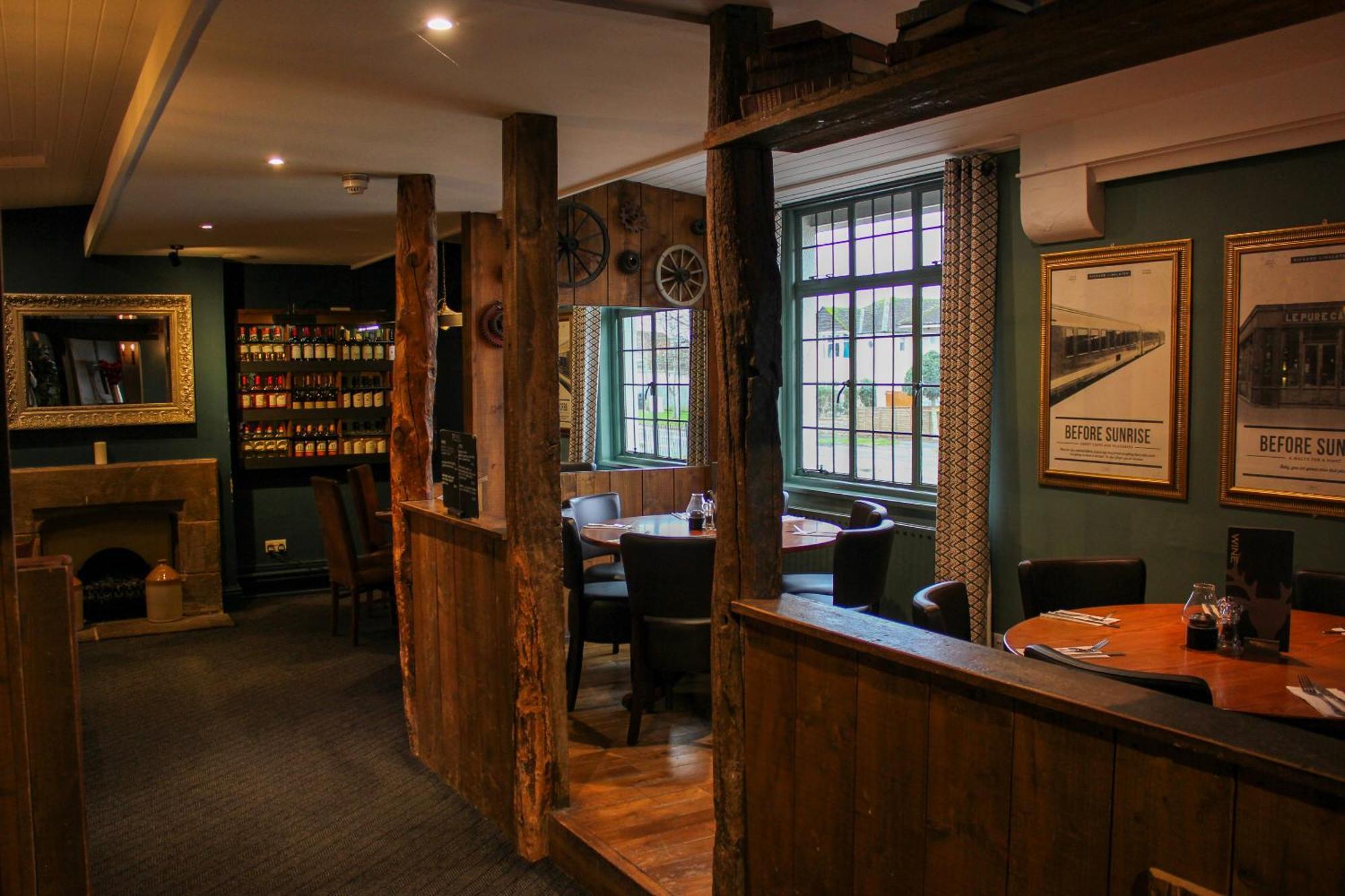 Hotel The White Hart Swindon Exterior foto