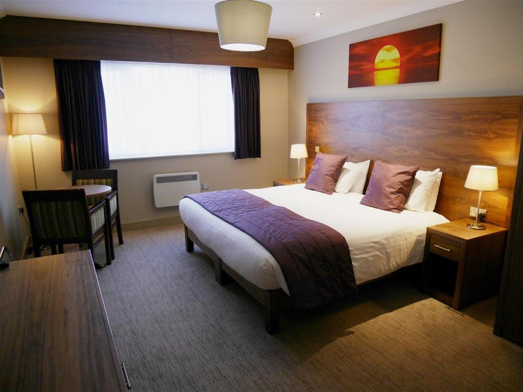 Hotel The White Hart Swindon Habitación foto