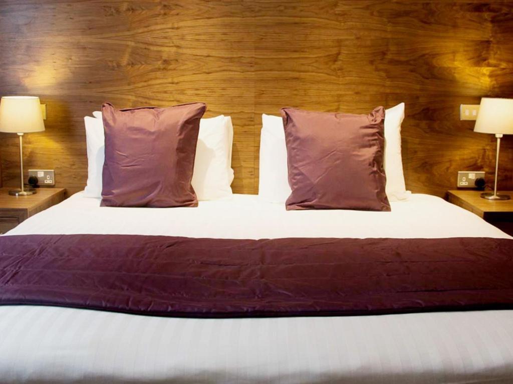Hotel The White Hart Swindon Habitación foto